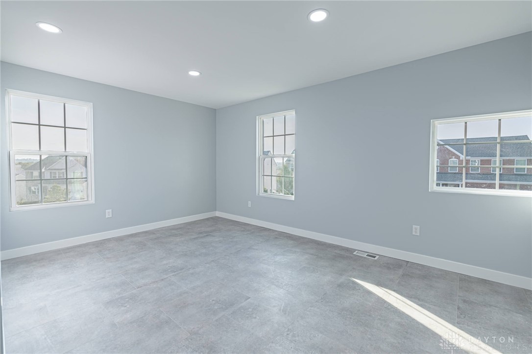 2818 Ridge View Court Xenia, OH 45385 - Photo 22 of 53