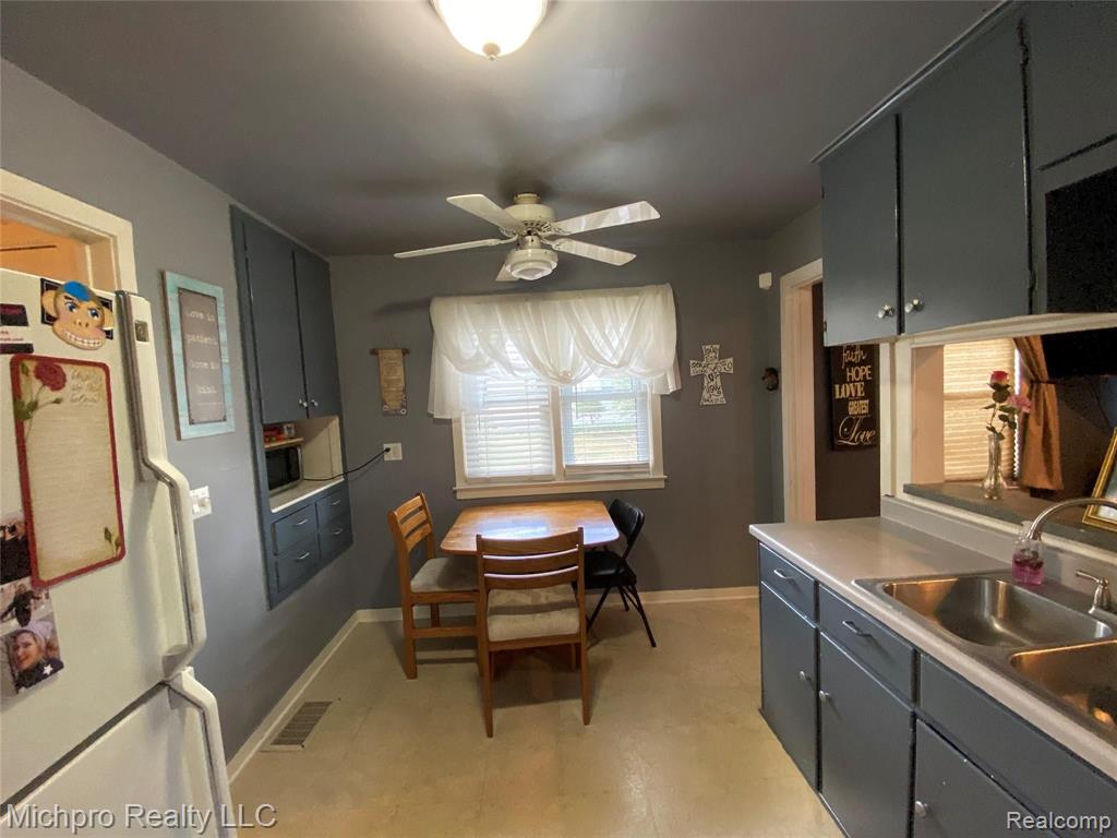 47474 Ryan Road Utica, MI 48317 - Photo 17 of 27