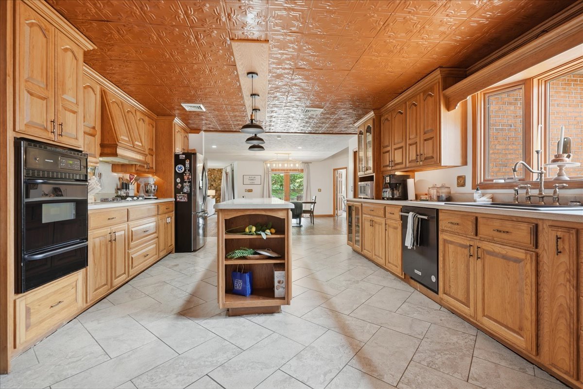 311 Gerrard Street Chenoa, IL 61726 - Photo 8 of 71