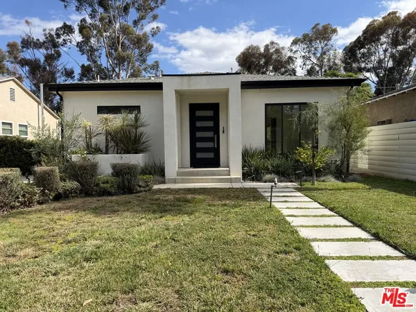 $9,000 | 15122 Morrison Street, Sherman Oaks, CA 91403