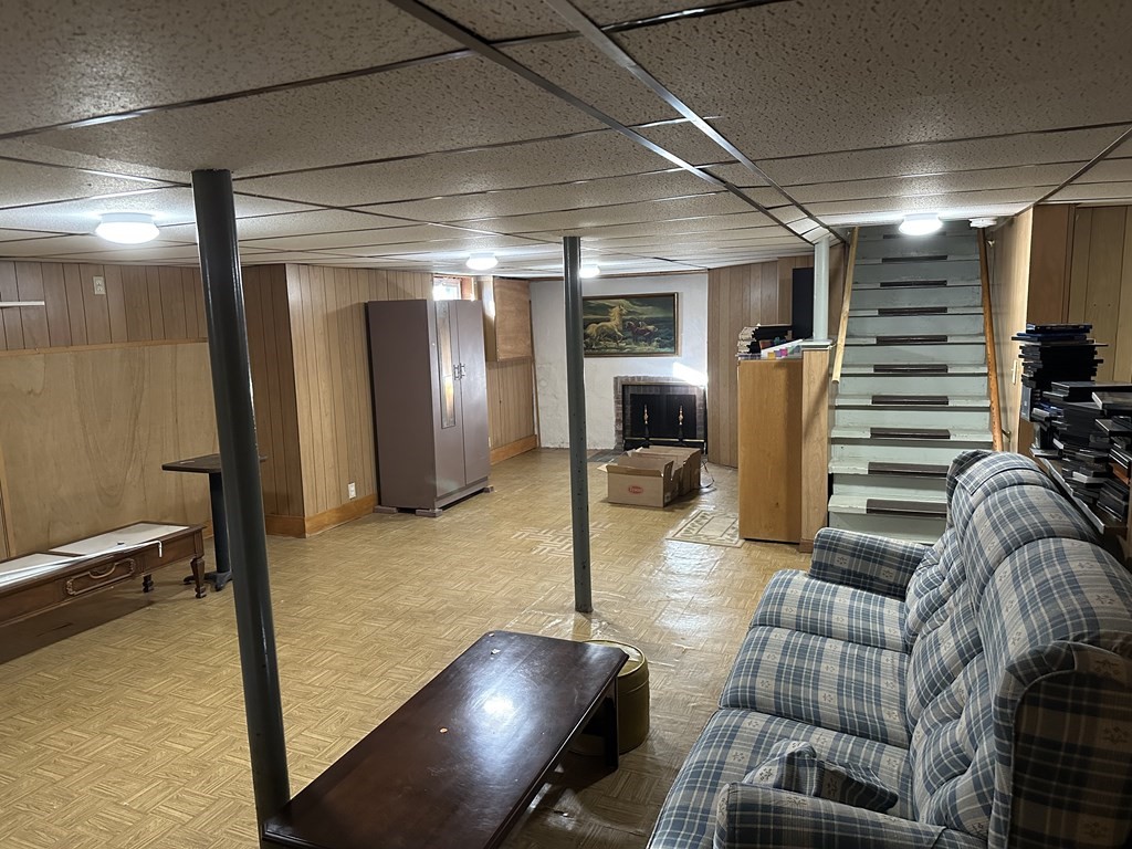 46 Stoneleigh Road Holden, MA 01520 - Photo 11 of 15 Gallery Image 11