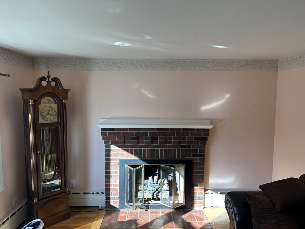 46 Stoneleigh Road Holden, MA 01520 - Photo 5 of 15 Gallery Image 5