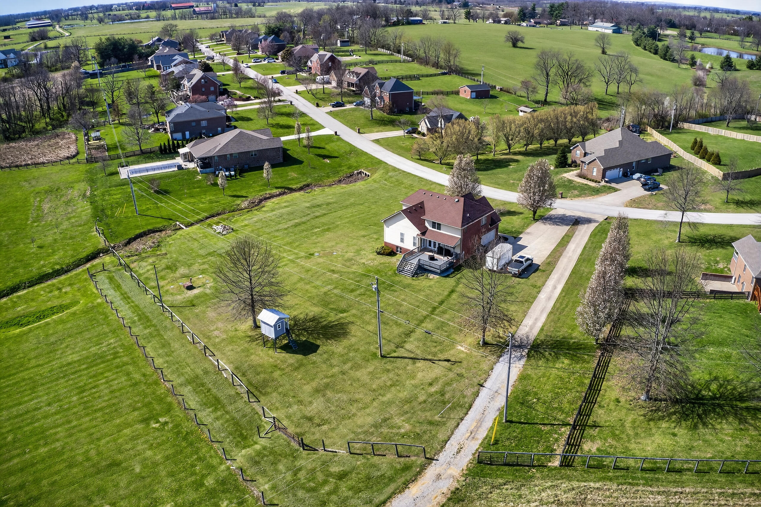 201 Squires Pointe Road Paris, KY 40361 - Photo 57 of 59 157