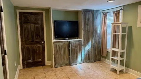 $1,300 | 2319 Short Street, New Orleans, LA 70125