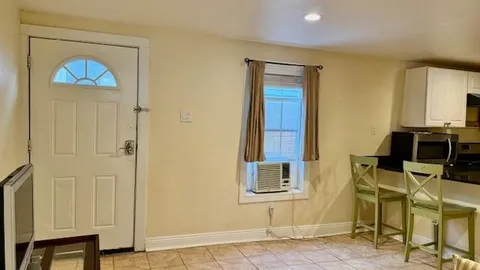 $1,300 | 2319 Short Street, New Orleans, LA 70125