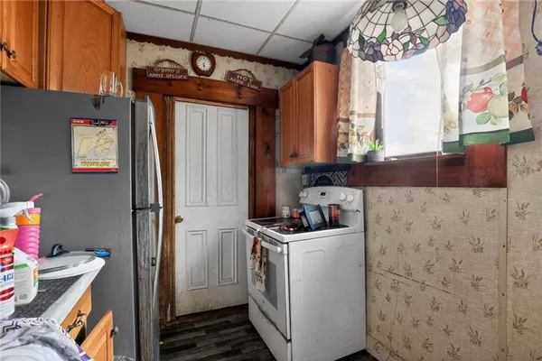 $97,803 | 64 Stewart Avenue, Greenville, PA 16125