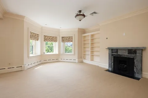 $21,950,000 | 129 Commonwealth Avenue, Boston, MA 02116