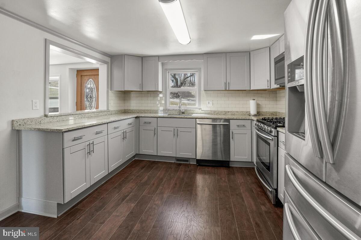 5009 Old Bartholows Road Mount Airy, MD 21771 - Photo 17 of 45 Kitchen