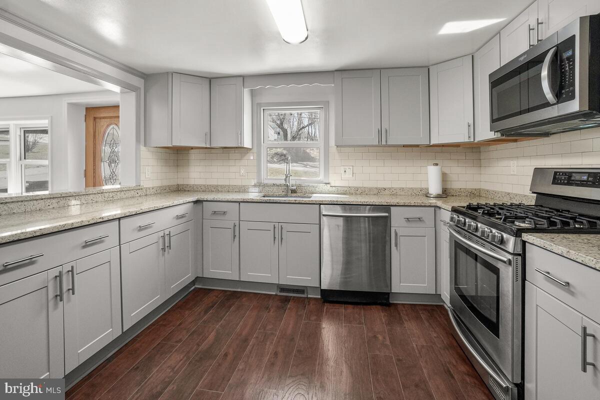 5009 Old Bartholows Road Mount Airy, MD 21771 - Photo 18 of 45 Kitchen