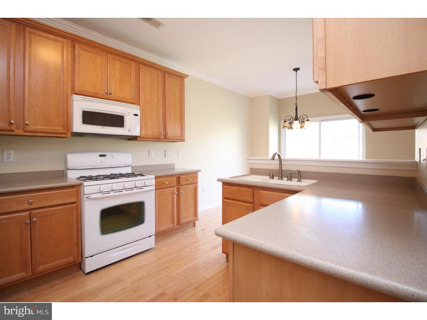 133 Castleton Road Delran, NJ 08075 - Photo 8 of 24