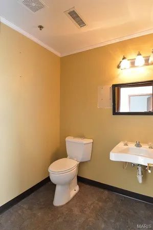 $185,000 | 620 North Main Street, Hoyleton, IL 62803