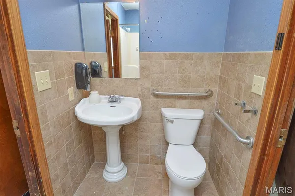 $185,000 | 620 North Main Street, Hoyleton, IL 62803