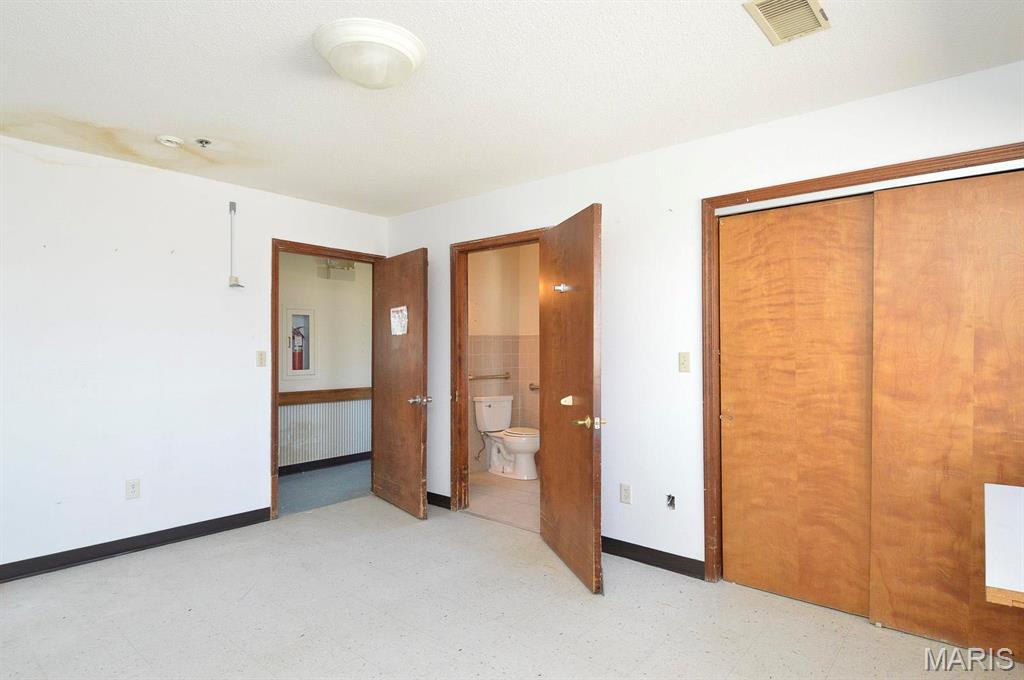 620 North Main Street Hoyleton, IL 62803 - Photo 30 of 44