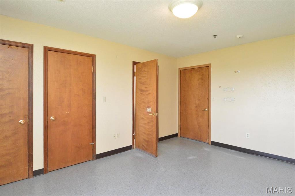 620 North Main Street Hoyleton, IL 62803 - Photo 33 of 44