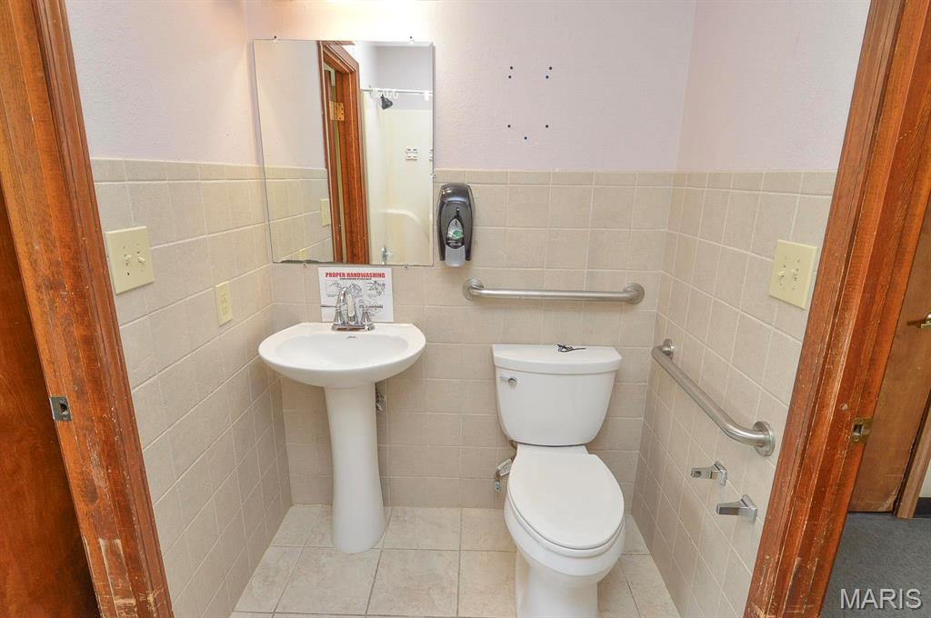 620 North Main Street Hoyleton, IL 62803 - Photo 35 of 44