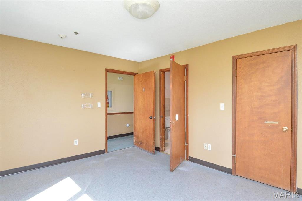 620 North Main Street Hoyleton, IL 62803 - Photo 37 of 44