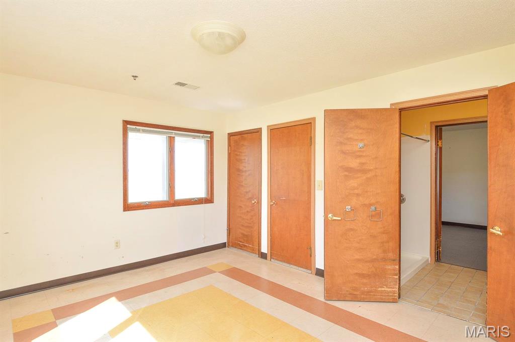 620 North Main Street Hoyleton, IL 62803 - Photo 39 of 44