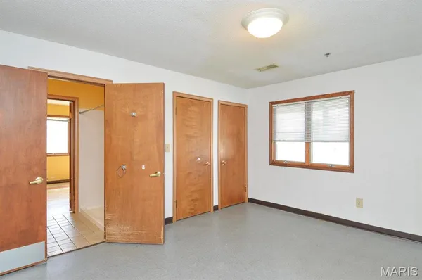 $185,000 | 620 North Main Street, Hoyleton, IL 62803