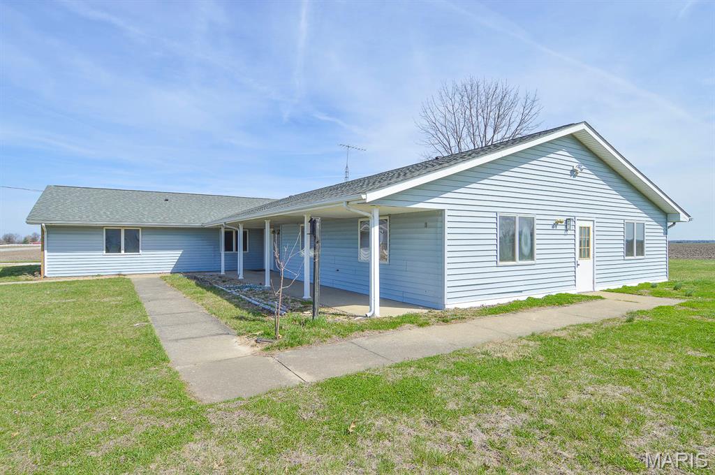 620 North Main Street Hoyleton, IL 62803 - Photo 5 of 44