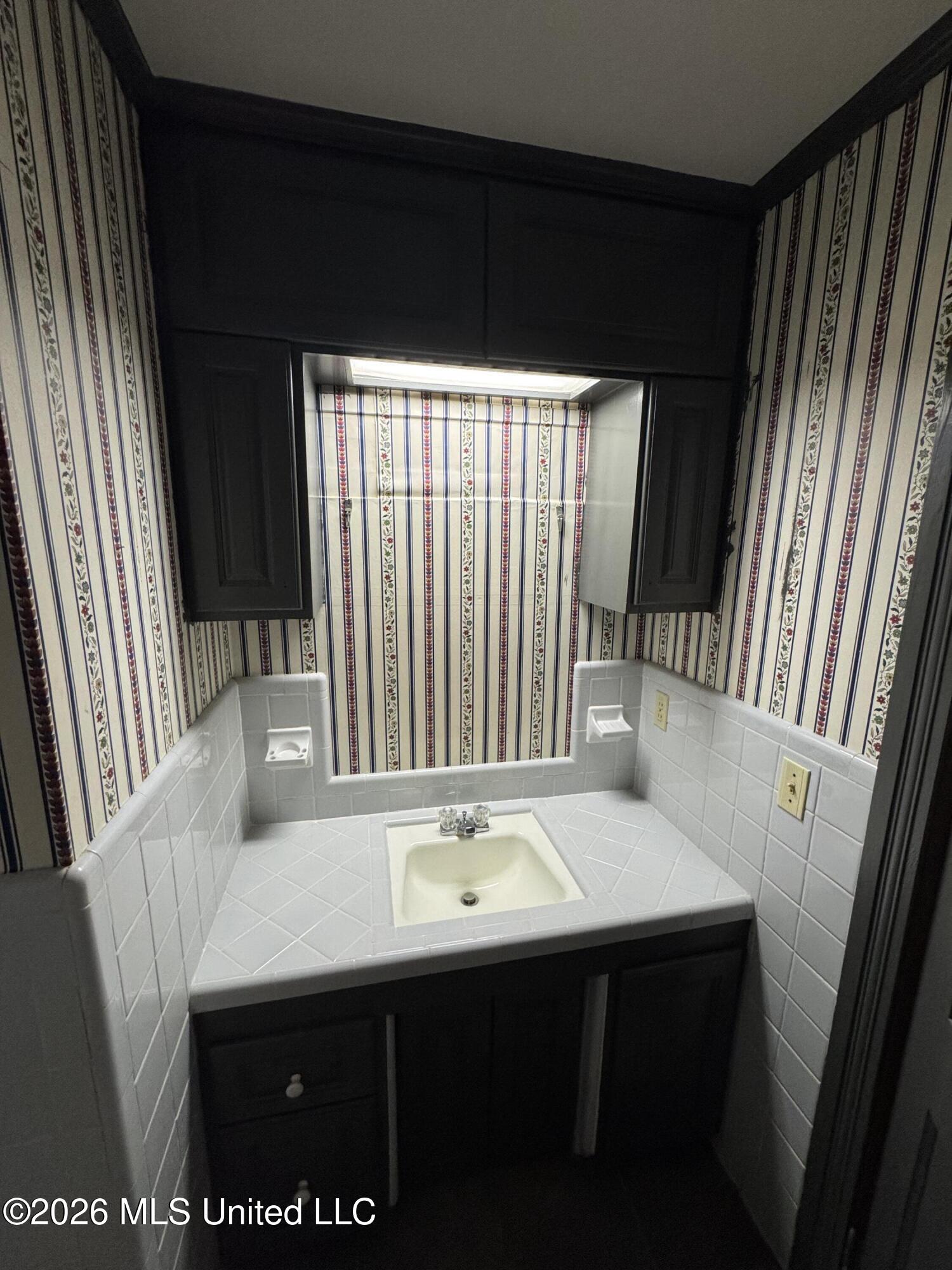 504 Becker Street Brookhaven, MS 39601 - Photo 25 of 34 IMG_3051