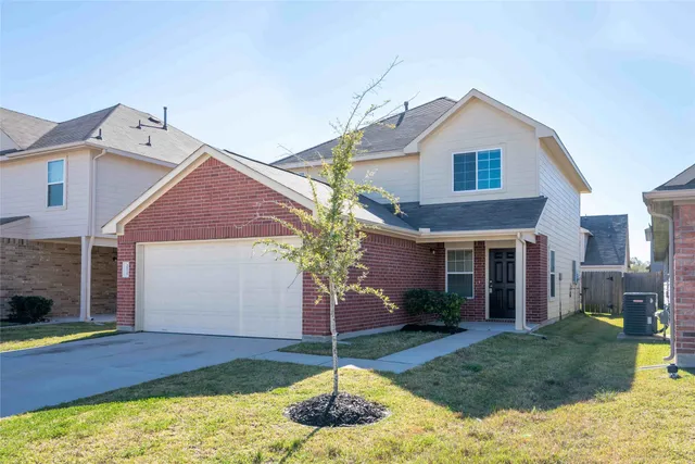 a house view with a outdoor space