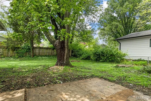 $199,900 | 1455 Burnside Court, Florissant, MO 63031