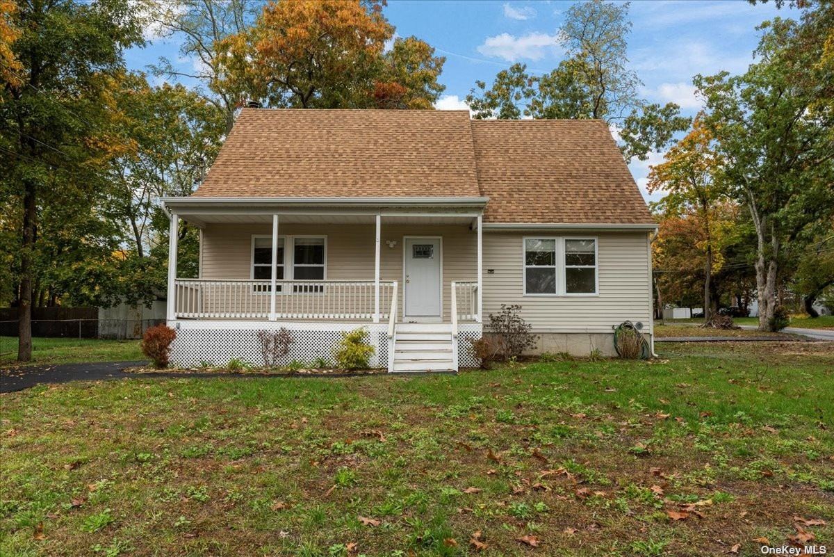 599 Granny Road Medford, NY 11763 - Photo 1 of 1 Gallery Image 1