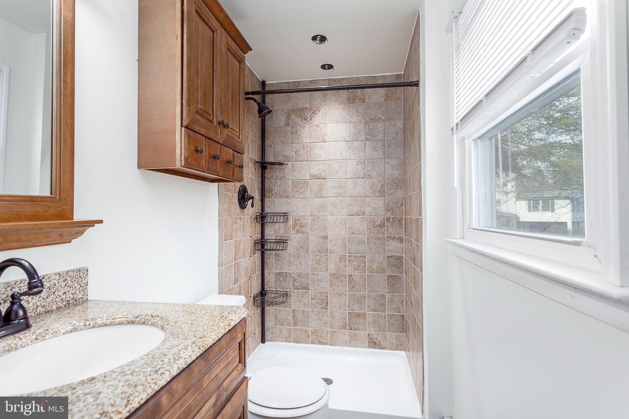 123 Keen Road Spring City, PA 19475 - Photo 11 of 22 Master Bath