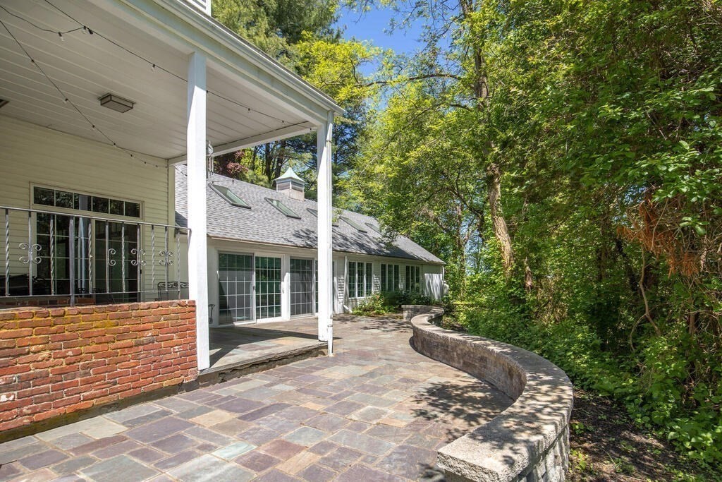 17 Burnham Road Wenham, MA 01984 - Photo 20 of 42 Gallery Image 20