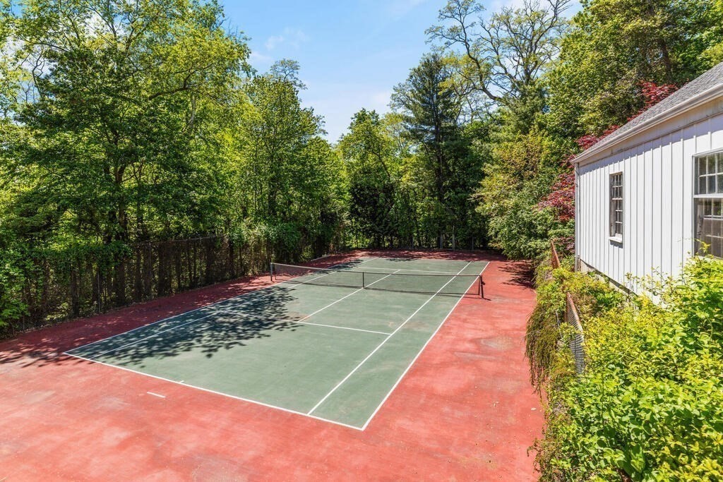 17 Burnham Road Wenham, MA 01984 - Photo 6 of 42 Gallery Image 6