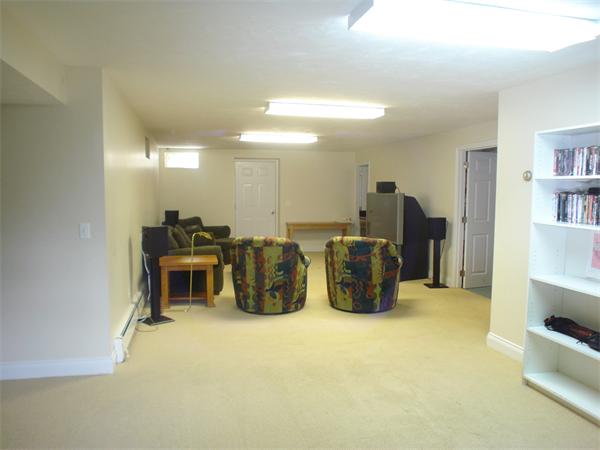 51 Bogle Street Weston, MA 02493 - Photo 23 of 28 Gallery Image 23