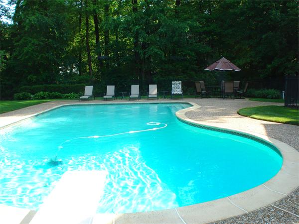 51 Bogle Street Weston, MA 02493 - Photo 4 of 28 Gallery Image 4