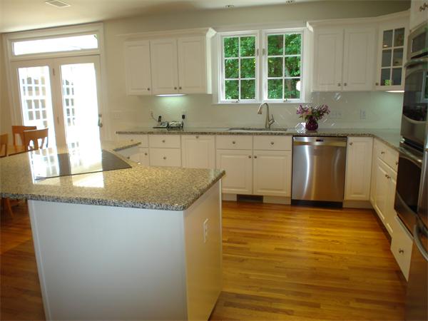 51 Bogle Street Weston, MA 02493 - Photo 8 of 28 Gallery Image 8