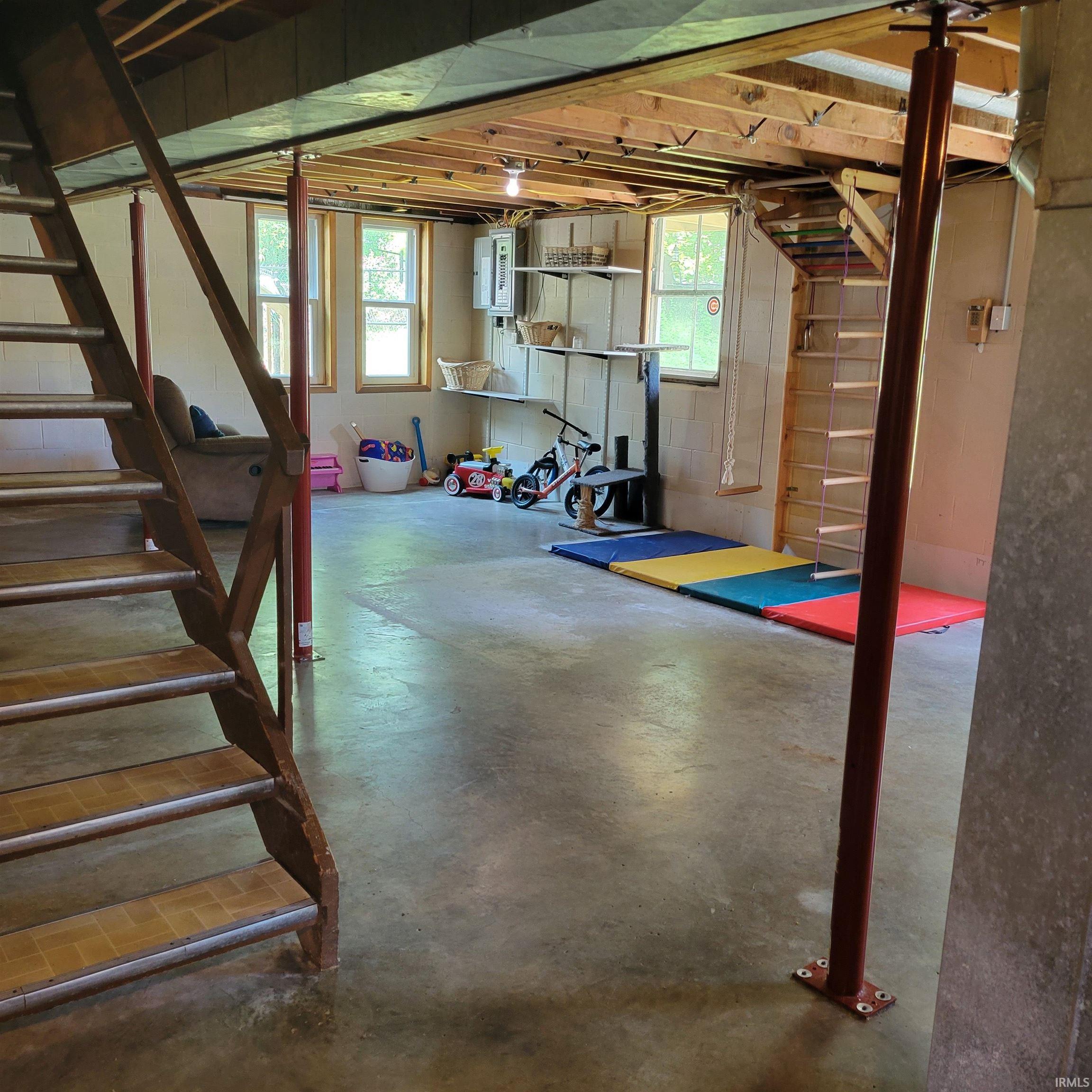 552 West Green Road Bloomington, IN 47403 - Photo 19 of 23 Gallery Image 19