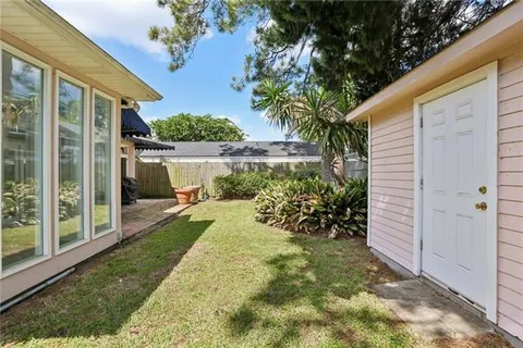 $610,000 | 7 Althea Lane, Metairie, LA 70005