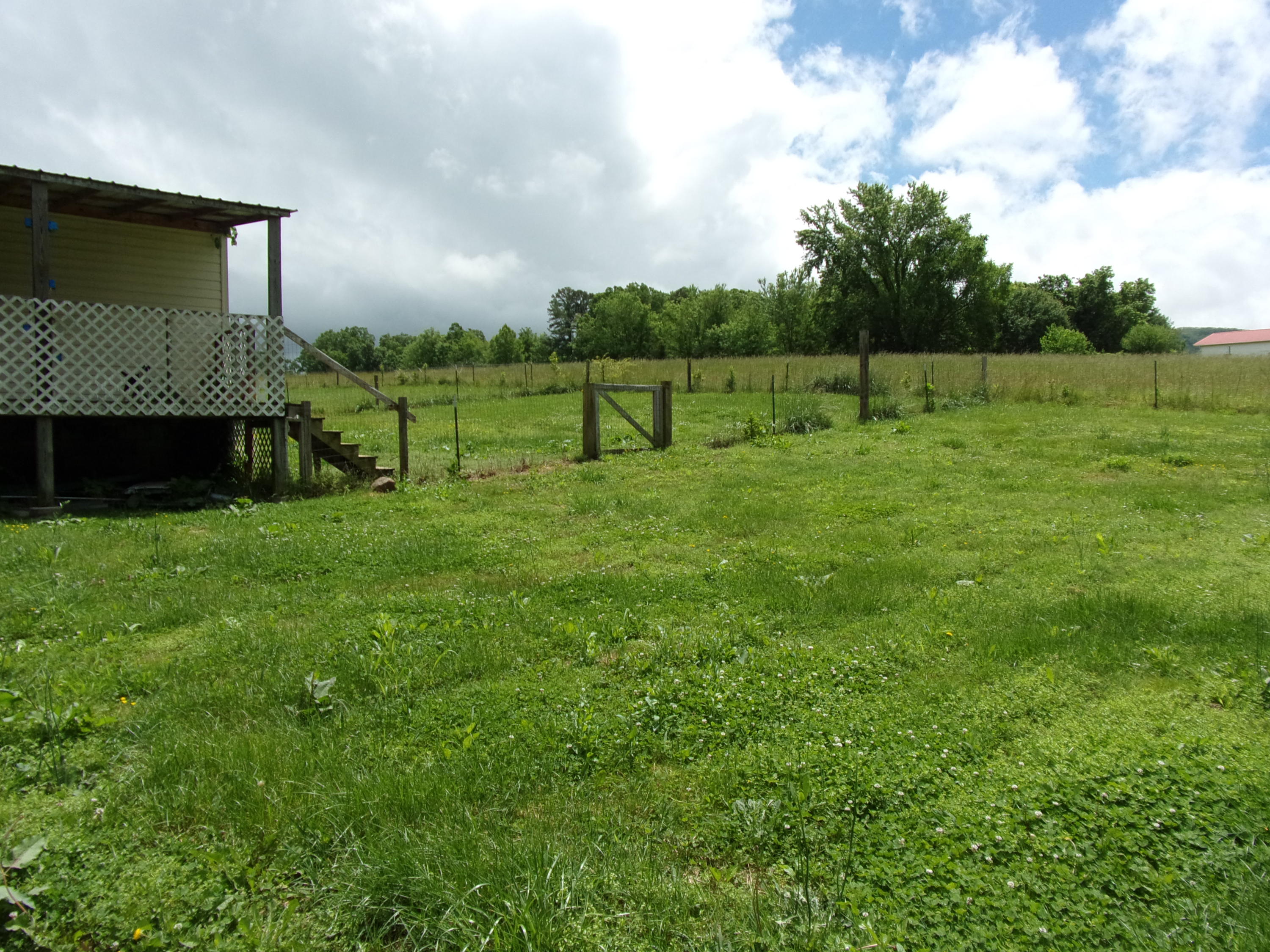 320 Preacher Laws Road Afton, TN 37616 - Photo 3 of 17 100_0004