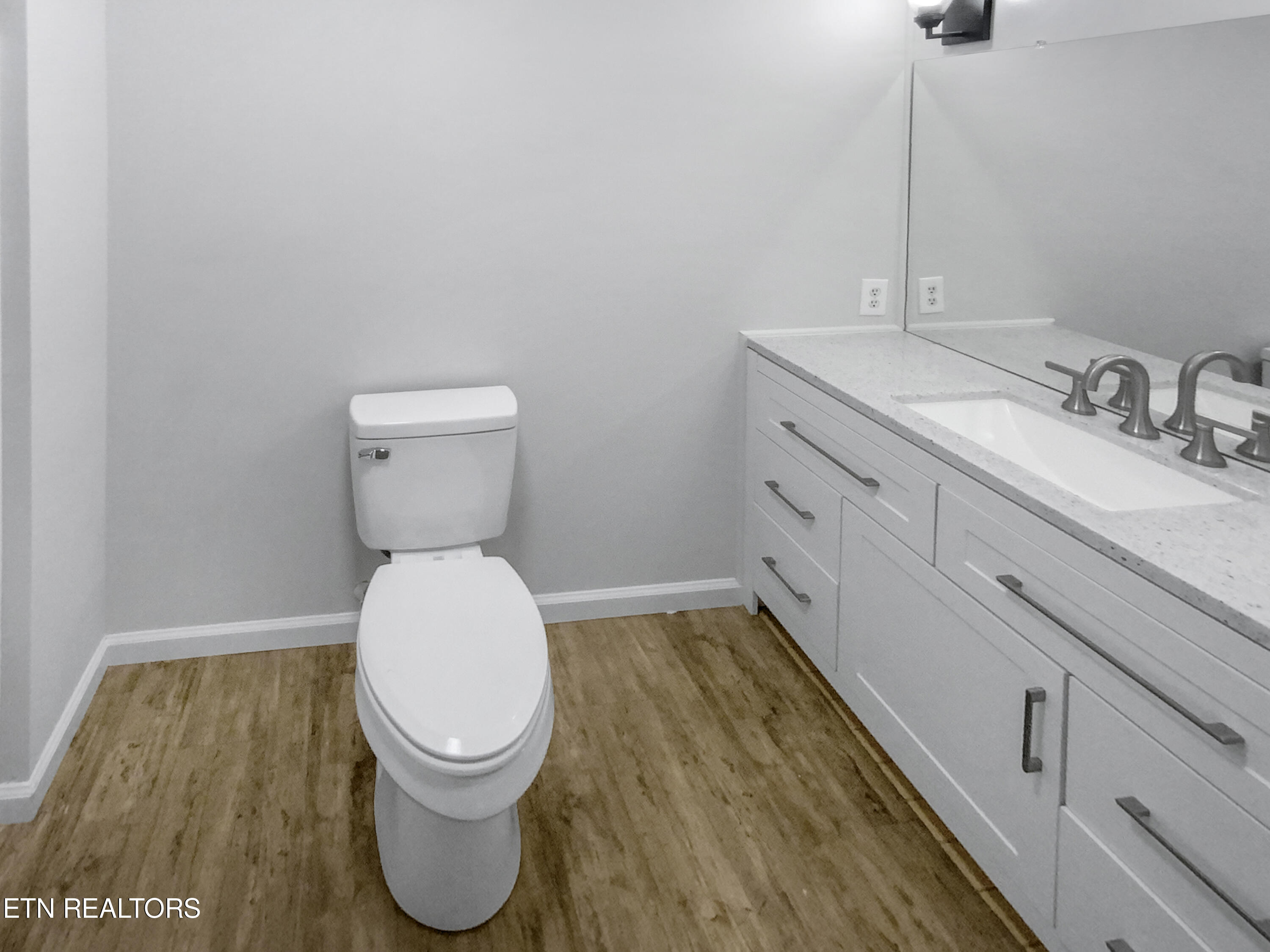 620 Medaris Street Clinton, TN 37716 - Photo 11 of 16 listing_10