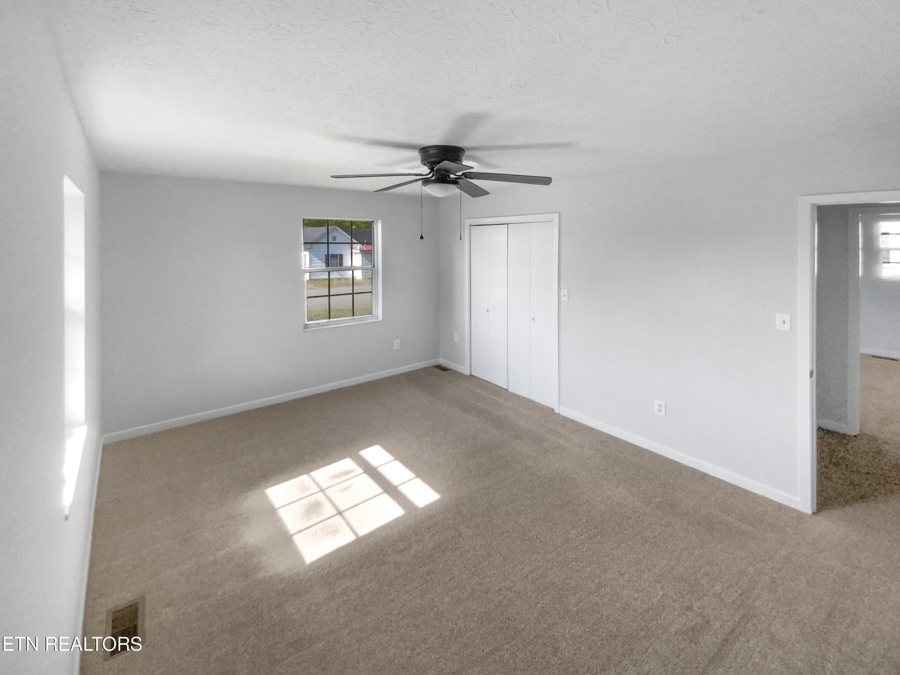 620 Medaris Street Clinton, TN 37716 - Photo 12 of 16 listing_11