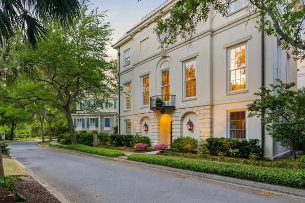$3,575,000 | 174 North Shelmore Boulevard, Mount Pleasant, SC 29464