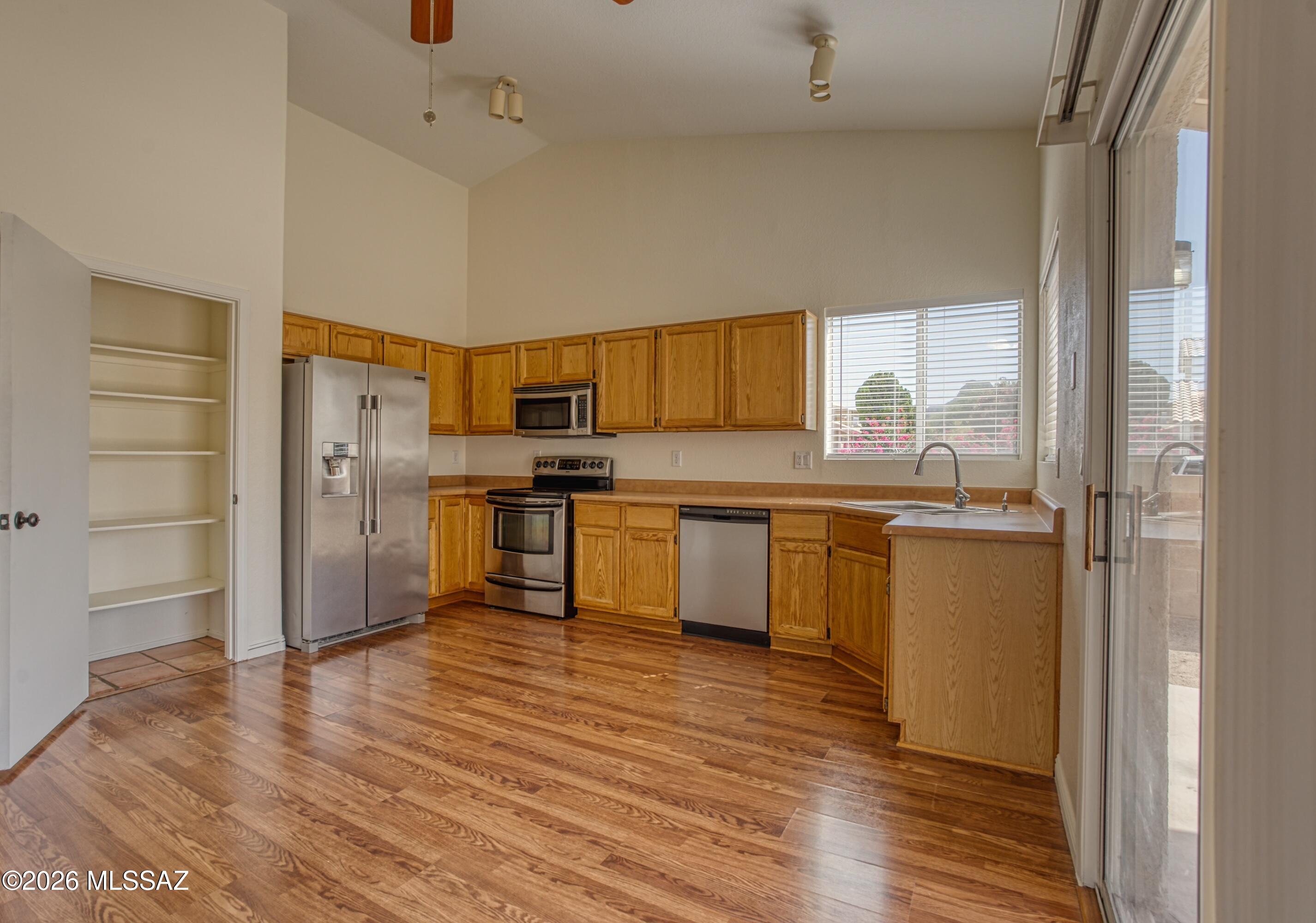 7216 West Rivulet Drive Tucson, AZ 85743 - Photo 13 of 39