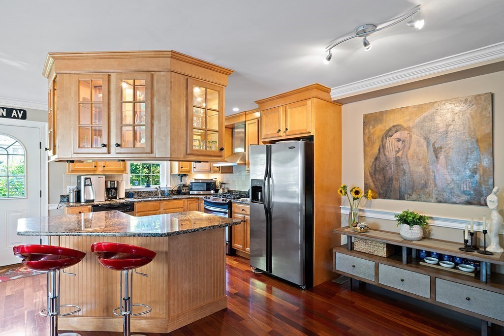 21 Ryden Street, Unit 1 Quincy, MA 02169 - Photo 3 of 20 Gallery Image 3