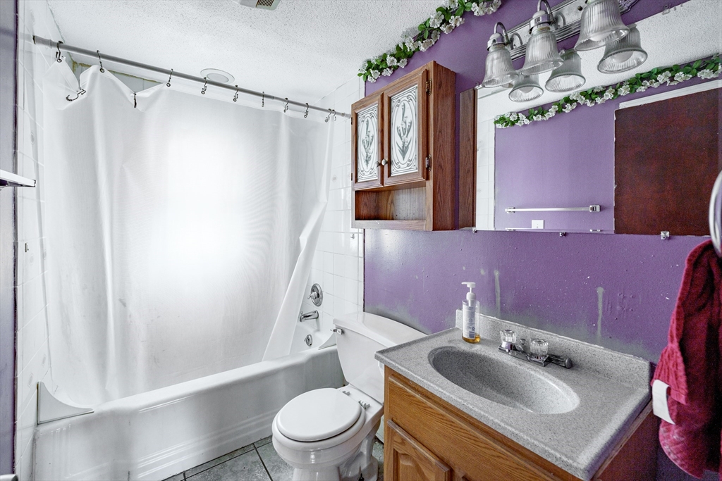 183 Rolf Avenue Chicopee, MA 01020 - Photo 13 of 17 Gallery Image 13
