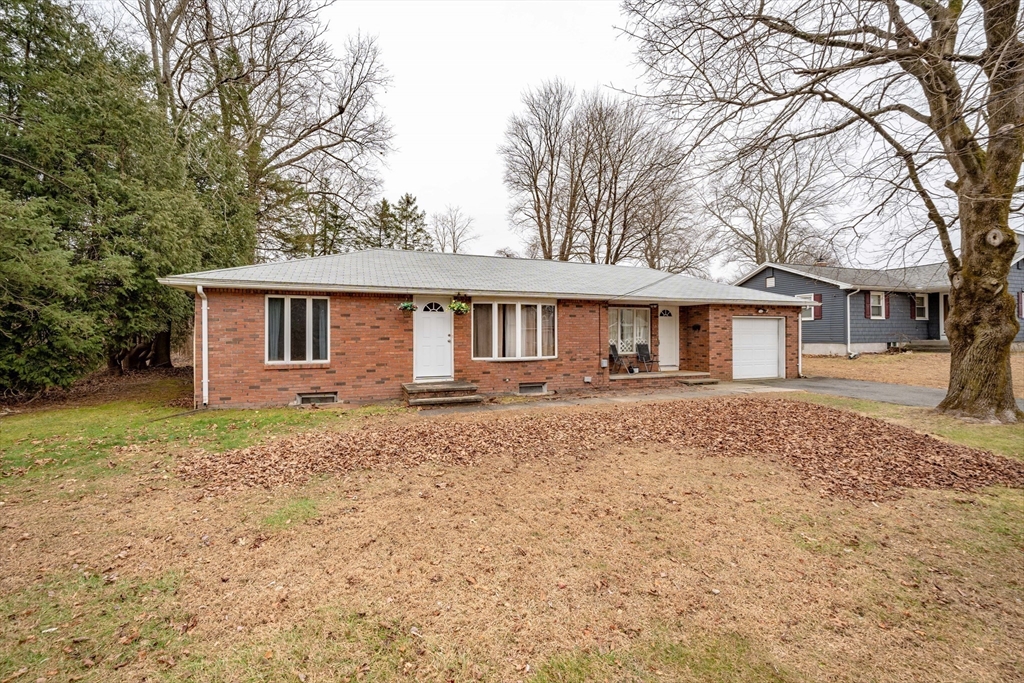 183 Rolf Avenue Chicopee, MA 01020 - Photo 2 of 17 Gallery Image 2