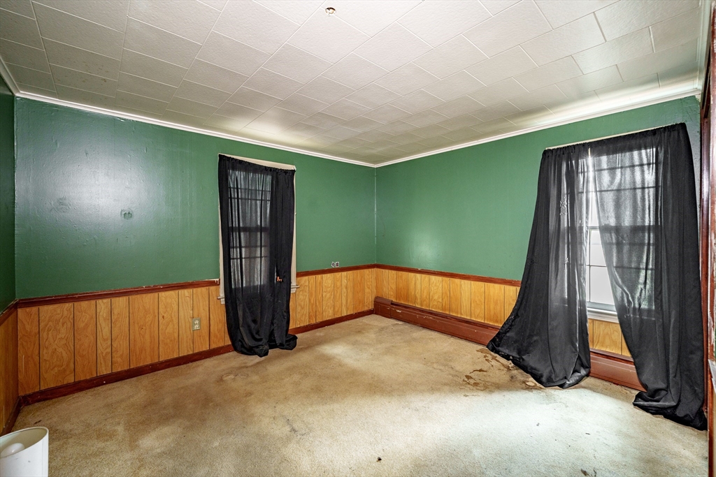 183 Rolf Avenue Chicopee, MA 01020 - Photo 8 of 17 Gallery Image 8