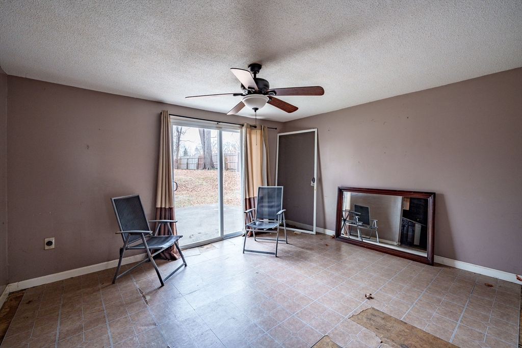 183 Rolf Avenue Chicopee, MA 01020 - Photo 9 of 17 Gallery Image 9