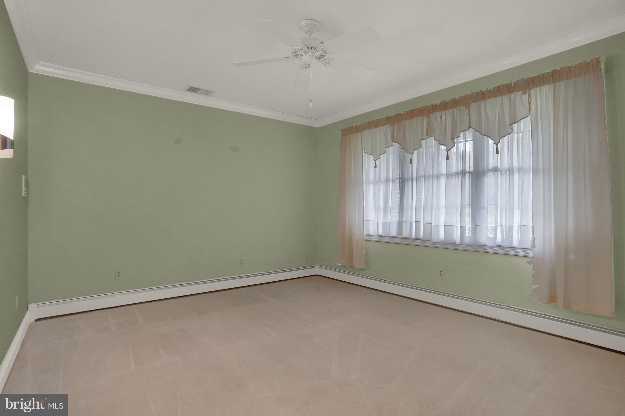 201 West Springville Road Boiling Springs, PA 17007 - Photo 22 of 42 Living Room