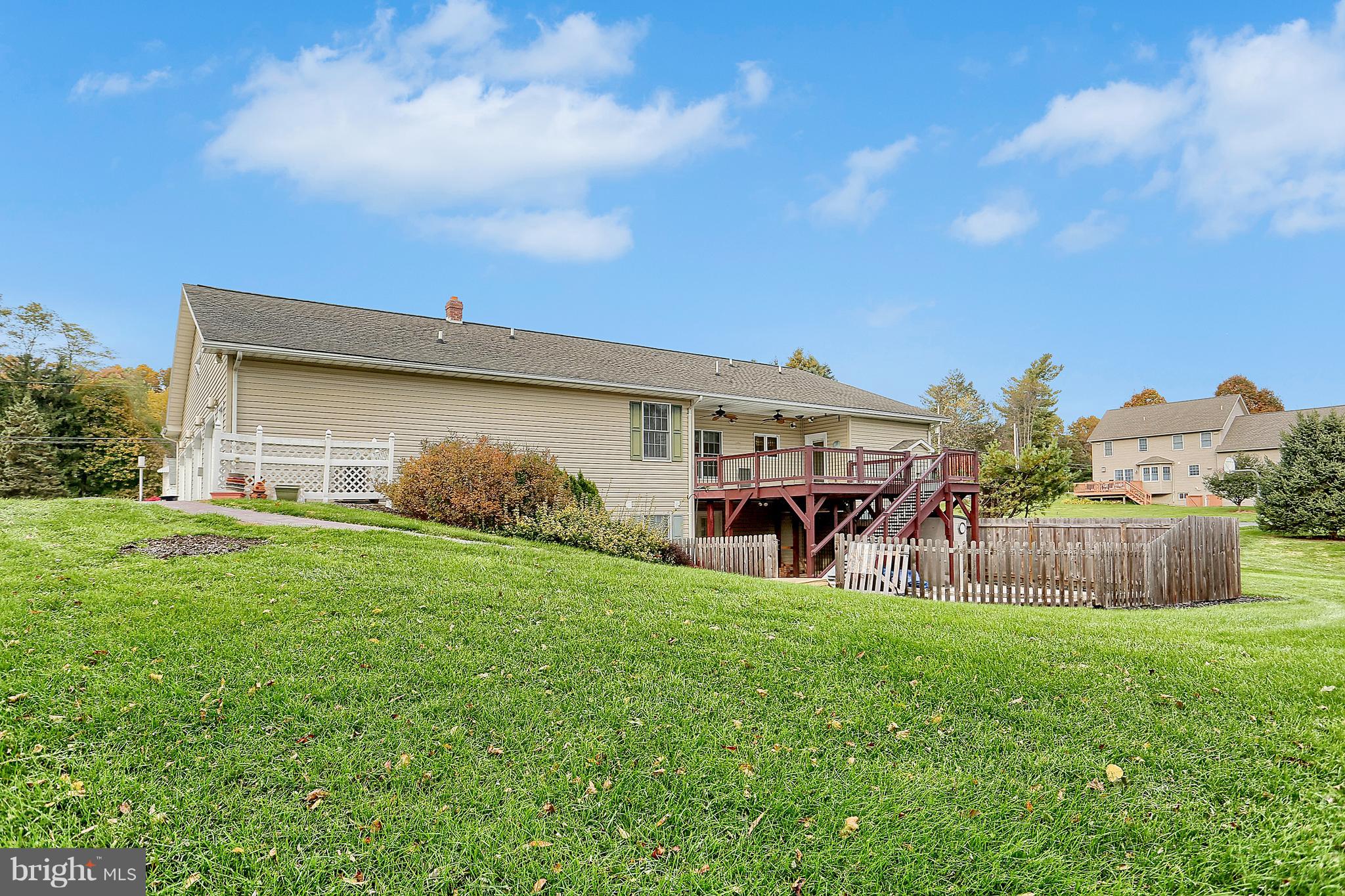 201 West Springville Road Boiling Springs, PA 17007 - Photo 4 of 42 Gallery Image 4