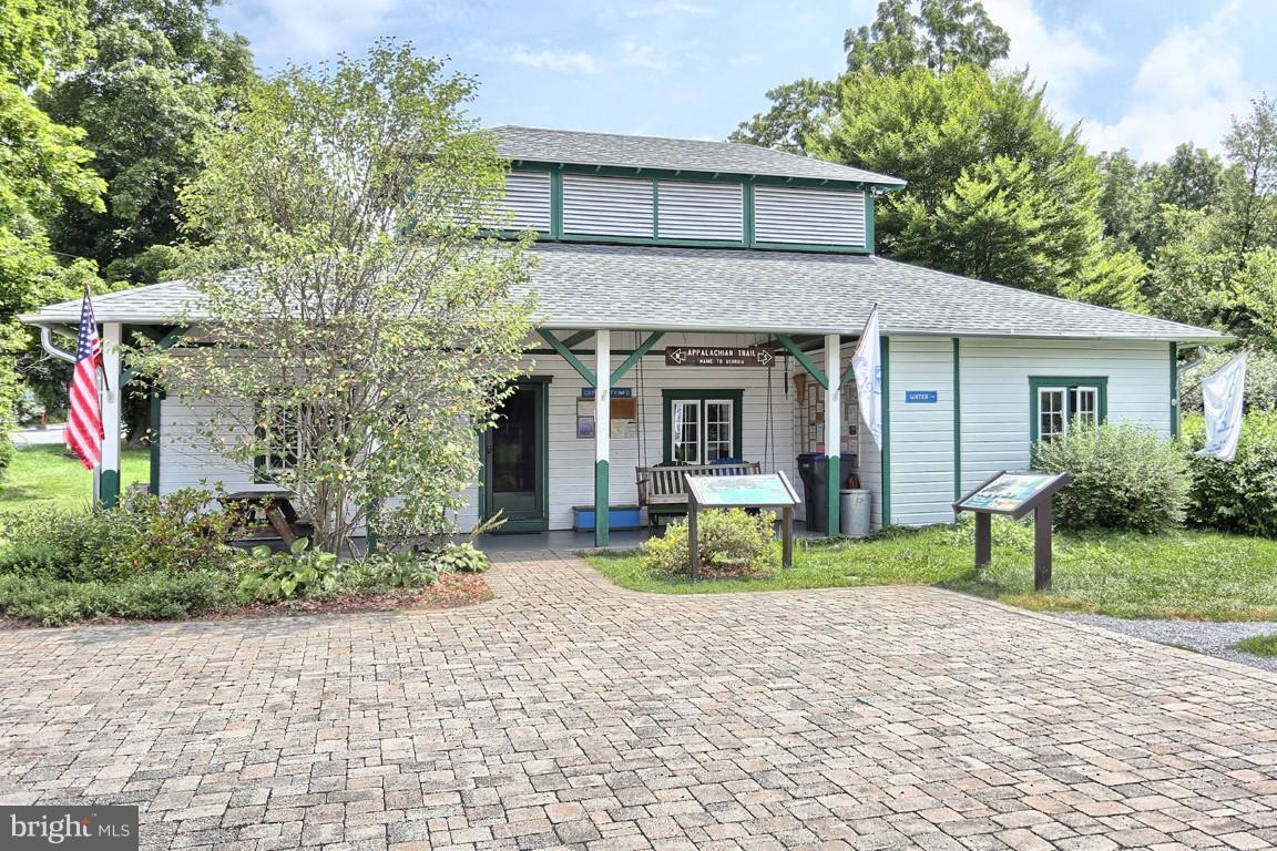 201 West Springville Road Boiling Springs, PA 17007 - Photo 39 of 42 Gallery Image 39
