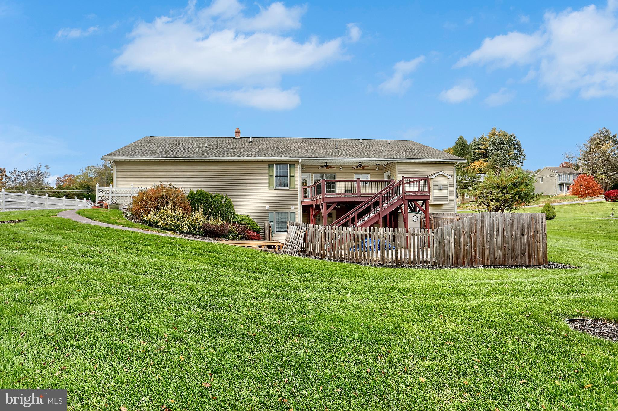 201 West Springville Road Boiling Springs, PA 17007 - Photo 5 of 42 Gallery Image 5