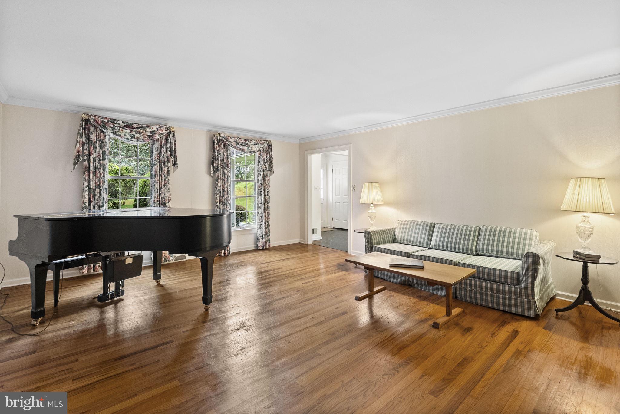 1073 Country Club Road West Chester, PA 19382 - Photo 32 of 79 Living Room